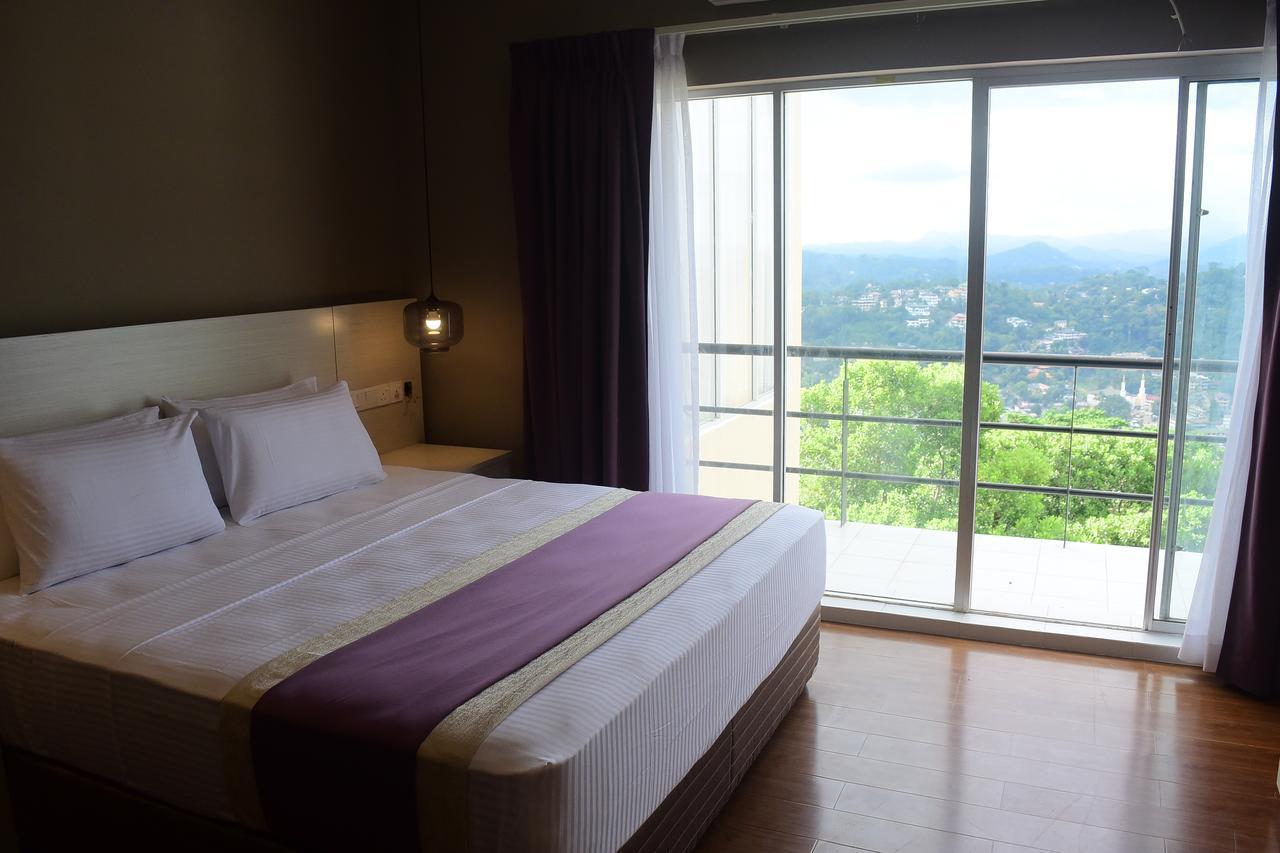 W Residence キャンディー エクステリア 写真